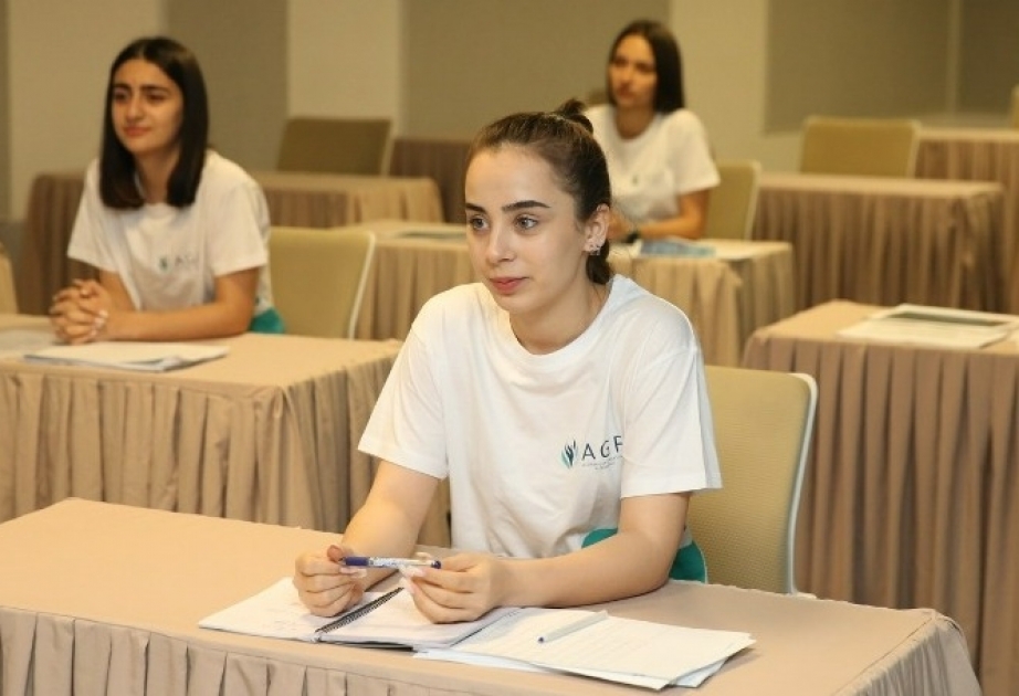 Aerobika gimnastikası üzrə məşqçilik kurslarının nəzəri və təcrübi tədris hissəsinə start verilib