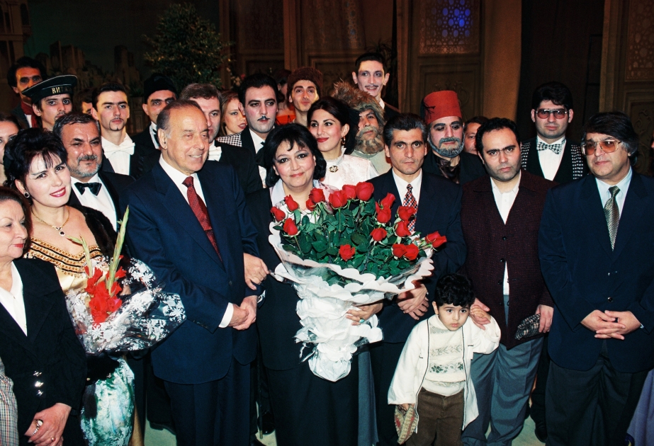 Xalqa bağışlanmış ömürdən anlar: 1998-ci ilin noyabrı