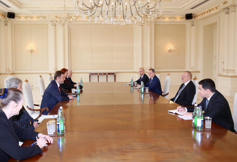 Präsident Ilham Aliyev empfängt amtierenden OSZE-Vorsitzenden Bujar Osmani AKTUALISIERT VIDEO