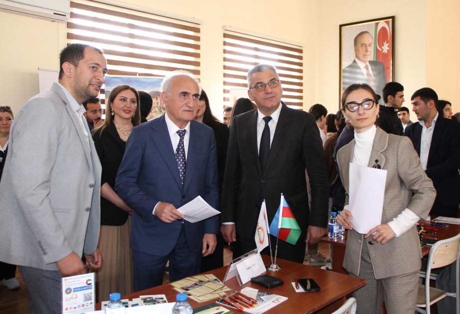 Bakıda və Qəbələdə işəgötürənlərlə birgə əmək yarmarkası təşkil edilib
