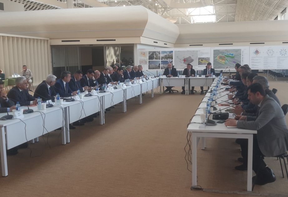 فريق العمل المعني بالتخطيط العمراني يعقد اجتماعا في فضولي المحررة من الاحتلال الأرميني
