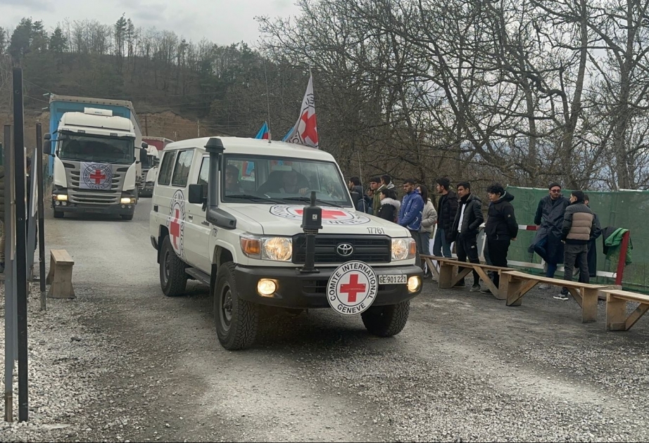 Aksiya ərazisindən keçərək Laçın istiqamətinə gedən BQXK-ya məxsus avtomobillər geri qayıdıb