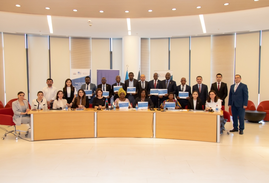 ADA Universitetində UNESCO üzrə Milli Komissiyaların baş katibləri üçün builki təlim proqramı yekunlaşıb