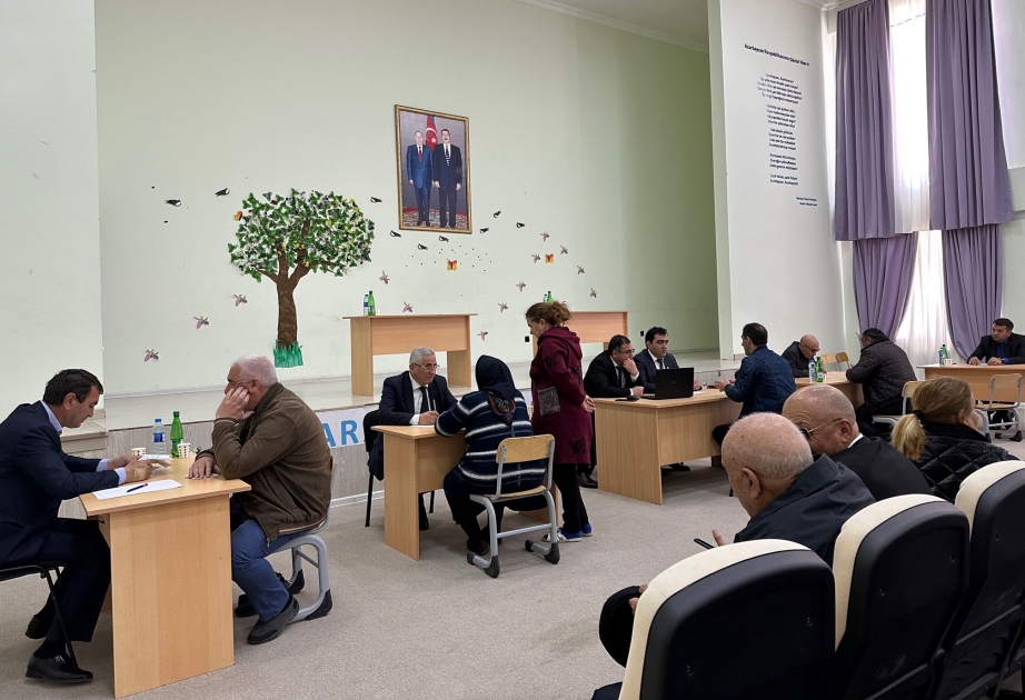 “Heydər Əliyev İli” ilə əlaqədar məcburi köçkünlərə hüquqi yardım göstərilib