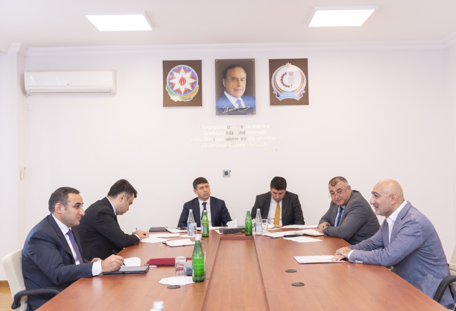 Nazir müavini Sarvan Cəfərov Hacıqabulda vətəndaşları qəbul edib