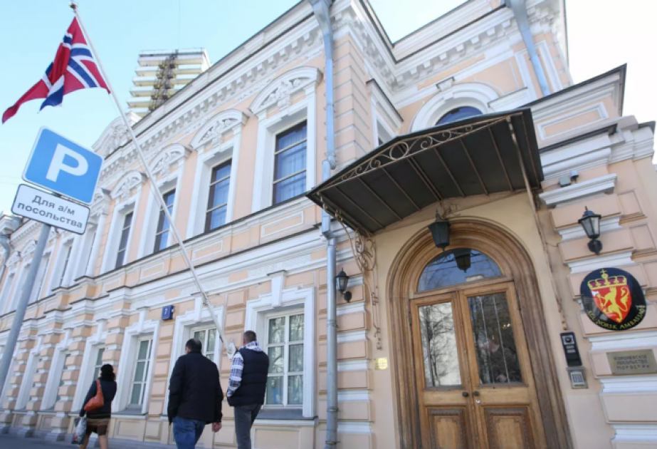 Norveç Rusiya səfirliyinin 15 əməkdaşını arzuolunmaz şəxs elan edib