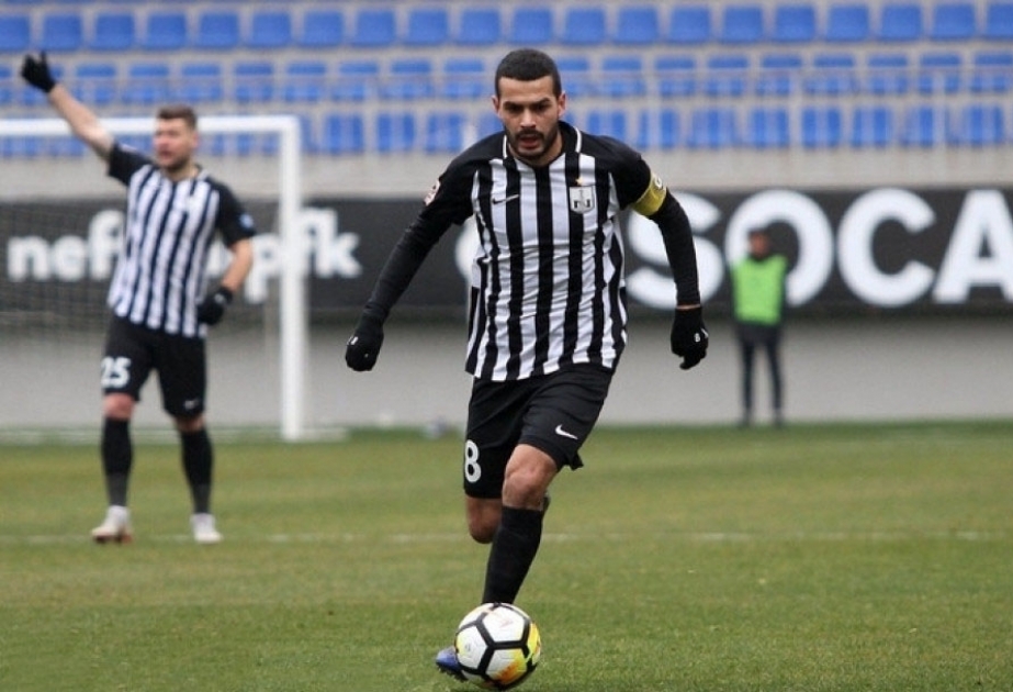 Emin Mahmudov “Neftçi”nin təklifini yenə də qəbul etməyib