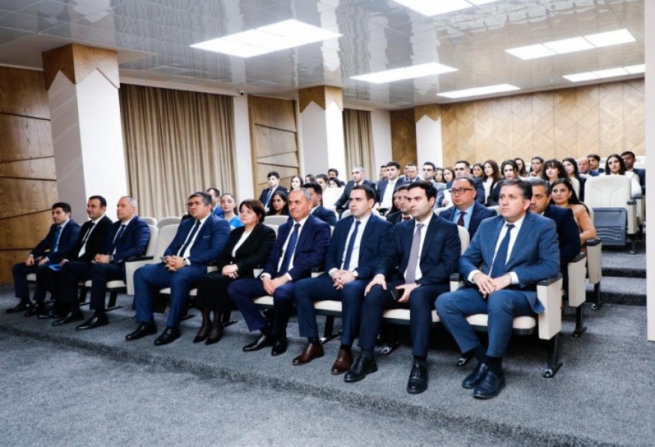 AQTA-da “Ulu Öndər Heydər Əliyev və dövlət gənclər siyasəti” mövzusunda tədbir keçirilib