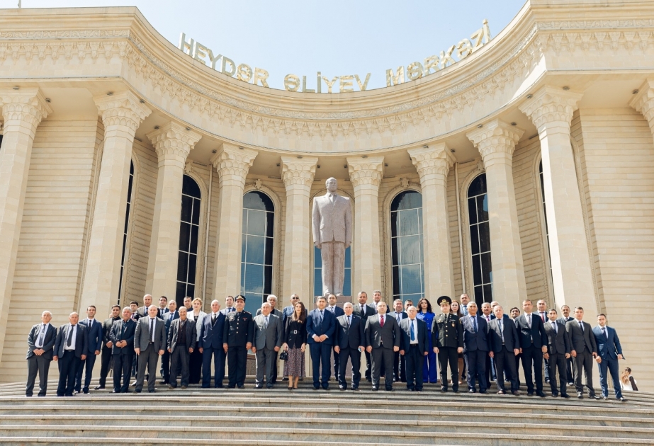 Ulu Öndərin adı xalqımızın tarixinə dövlətimizin xilaskarı, memarı və qurucusu kimi həkk olunub