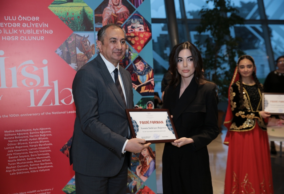 “İrsi izlər” adlı rəsm sərgisi açılıb