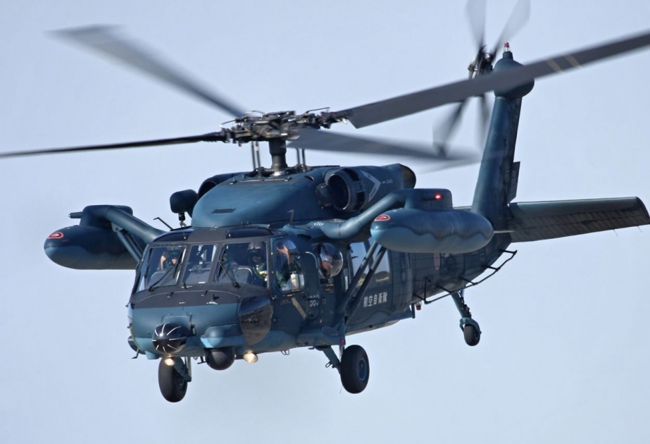 Yaponiyada 8 gün əvvəl itən helikopterin gövdəsi və heyət üzvlərinin meyitləri tapılıb