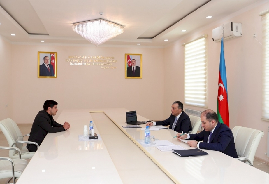 Əmək və əhalinin sosial müdafiəsi naziri Kürdəmirdə vətəndaşları qəbul edib