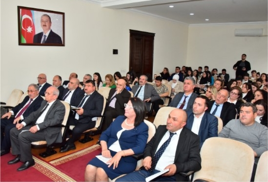 Torpaqşünas alim Sumqayıt Dövlət Universitetində su ehtiyatları ilə bağlı məruzə edib
