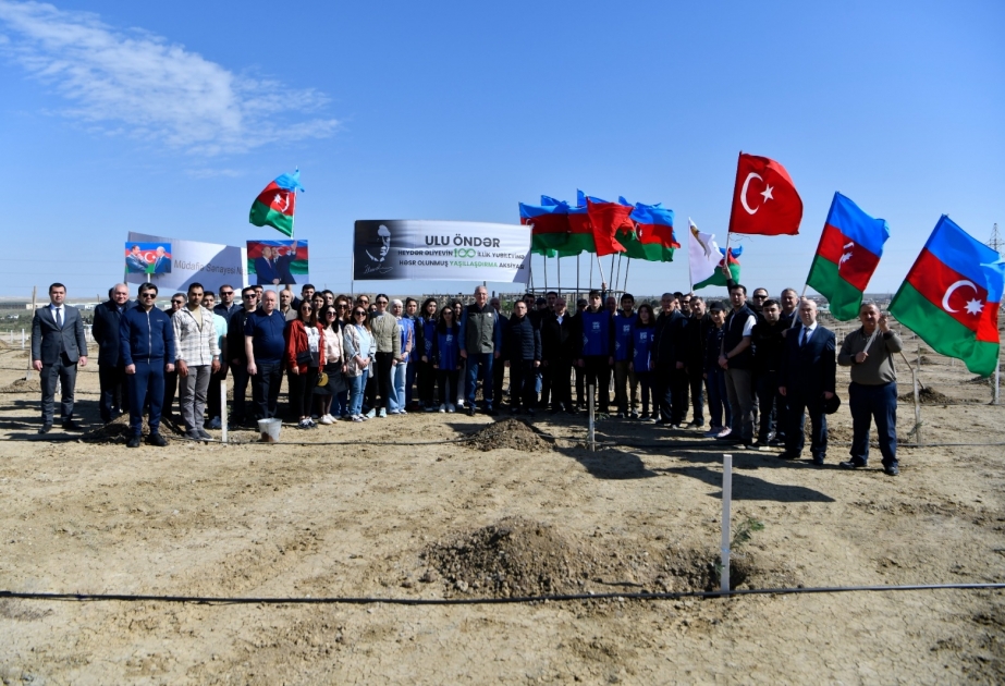 Ulu Öndər Heydər Əliyevin 100 illik yubileyi ilə bağlı ağacəkmə aksiyası keçirilib