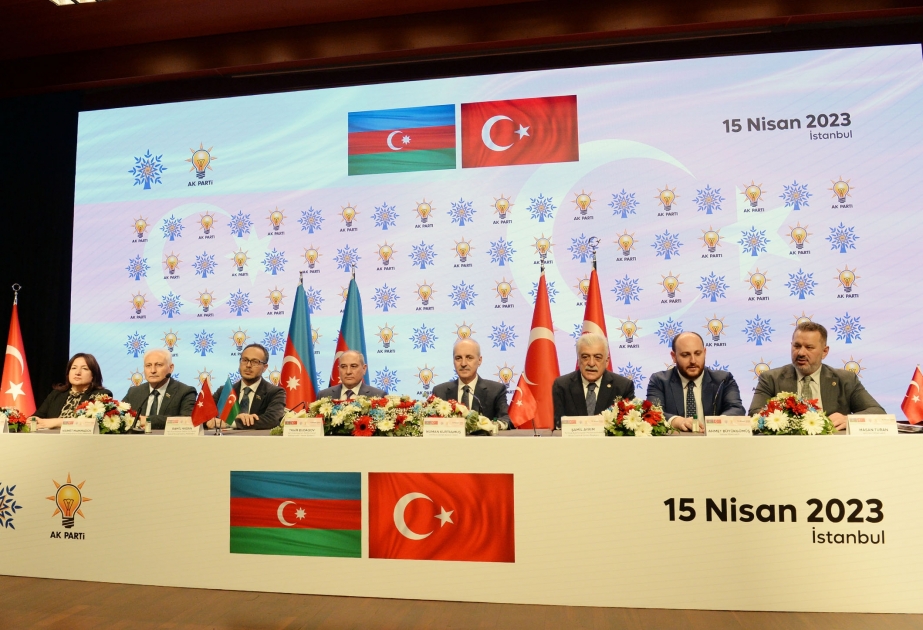 YAP ilə AK Parti arasında əməkdaşlığın inkişafı məsələləri müzakirə olunub