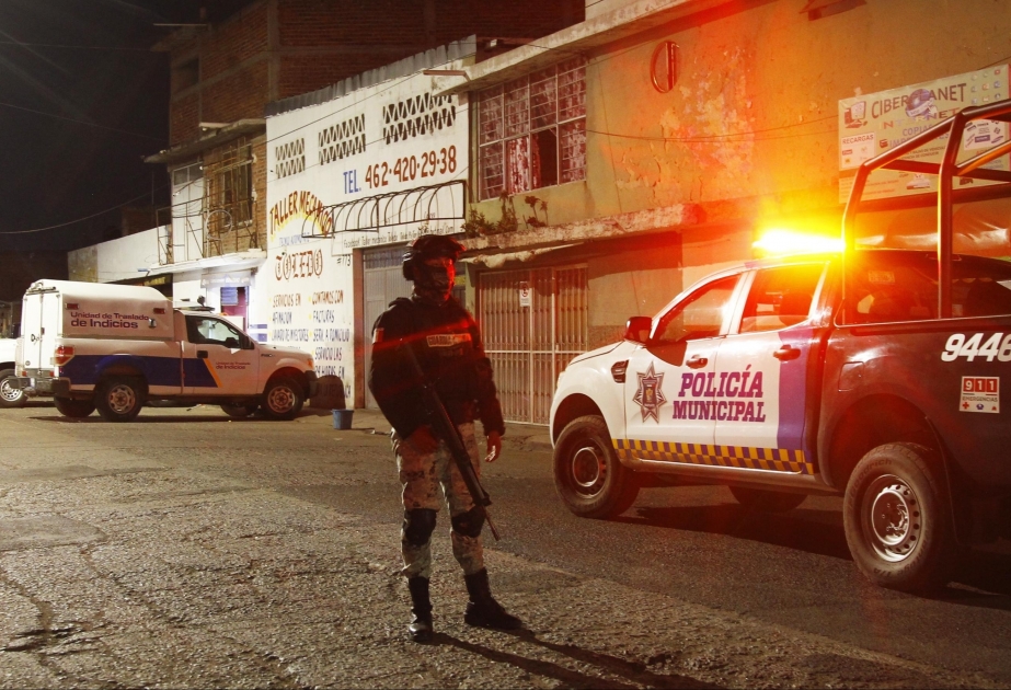 Gunmen shoot up resort in central Mexico, killing 7 people