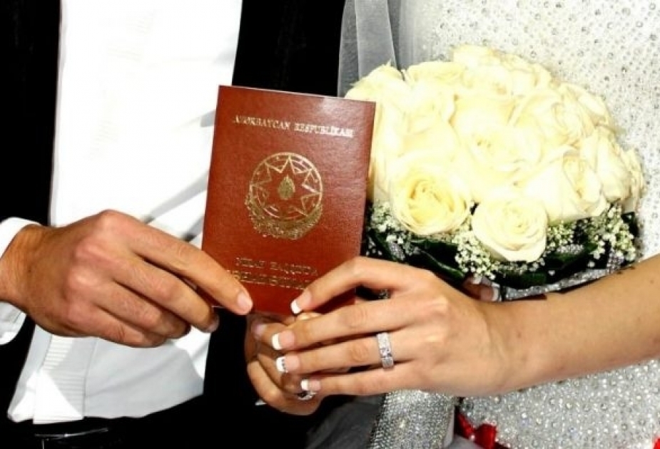 За первые два месяца года в Азербайджане вступили в брак 7500 пар