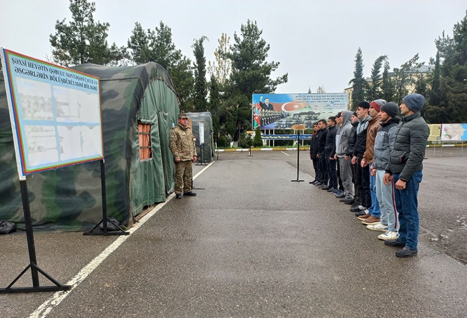 Hərbi vəzifəlilərin təlim toplanışı keçirilir