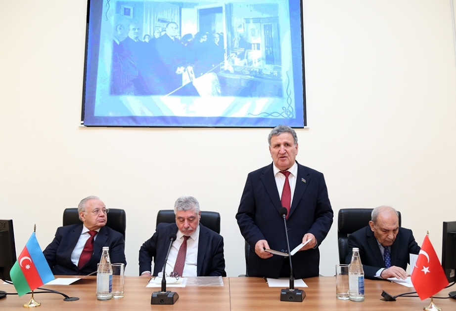 AMEA-da elmi konfrans: Heydər Əliyev və Azərbaycan