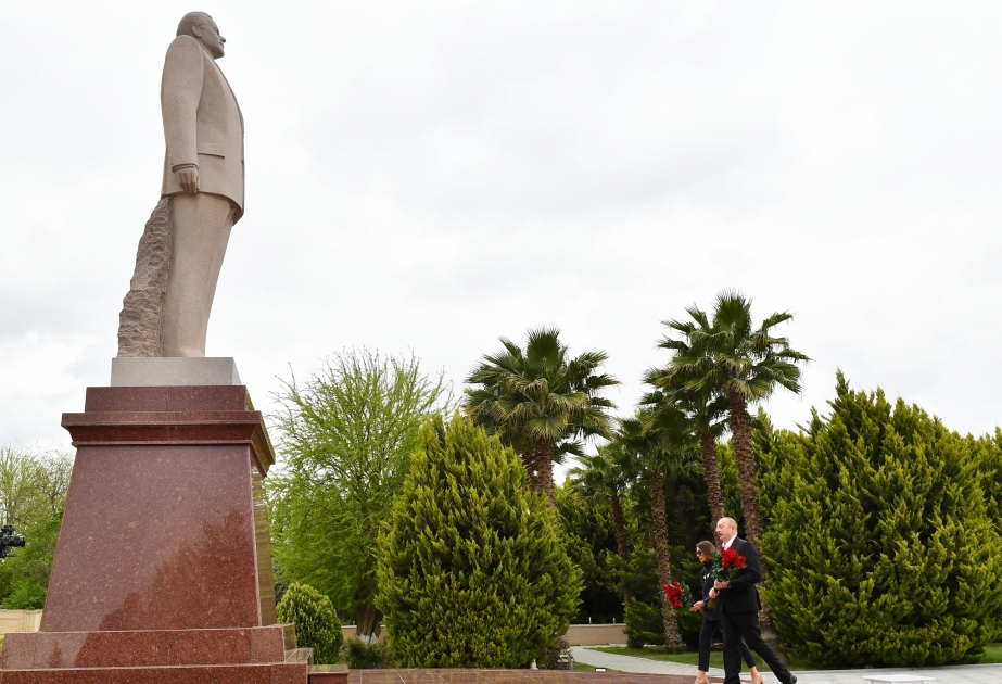Déplacement du président azerbaïdjanais et de son épouse à Salyan  VIDEO