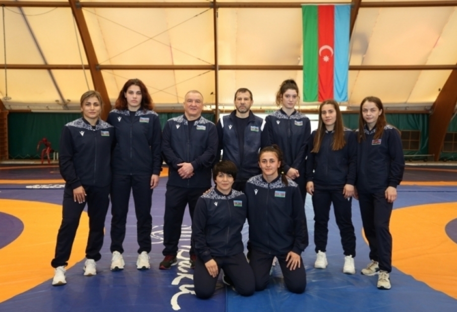 Азербайджанские женщины-борцы вступают в борьбу на чемпионате Европы
