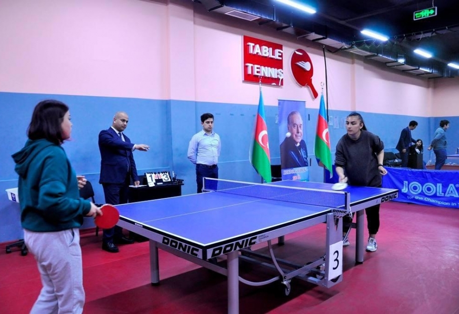 BDU tələbələri arasında keçirilən stolüstü tennis turnirinin qalibləri mükafatlandırılıb