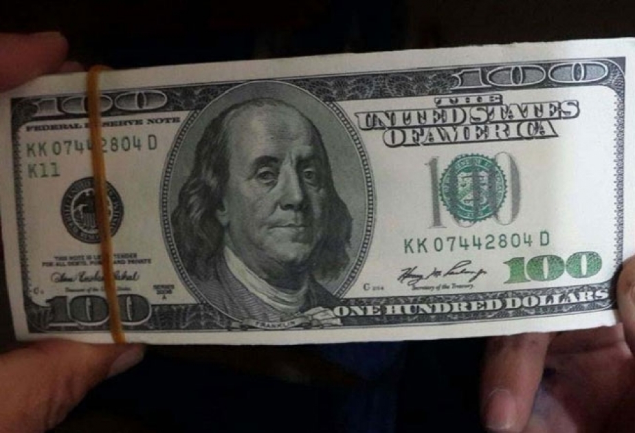 Banka saxta dollar verən şəxs tutulub