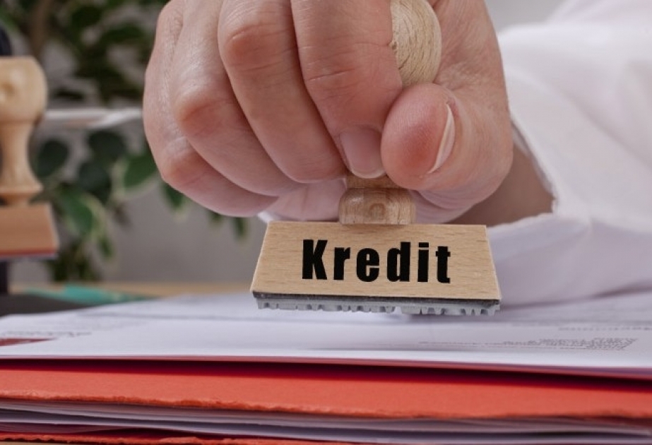 Kreditlərin 97,1 faizi banklar tərəfindən verilib