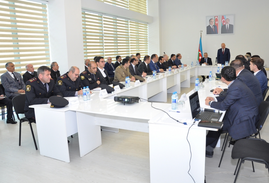 Mingəçevirdə torpaq və əmlak idarəçiliyinə həsr olunmuş zona müşavirəsi keçirilib