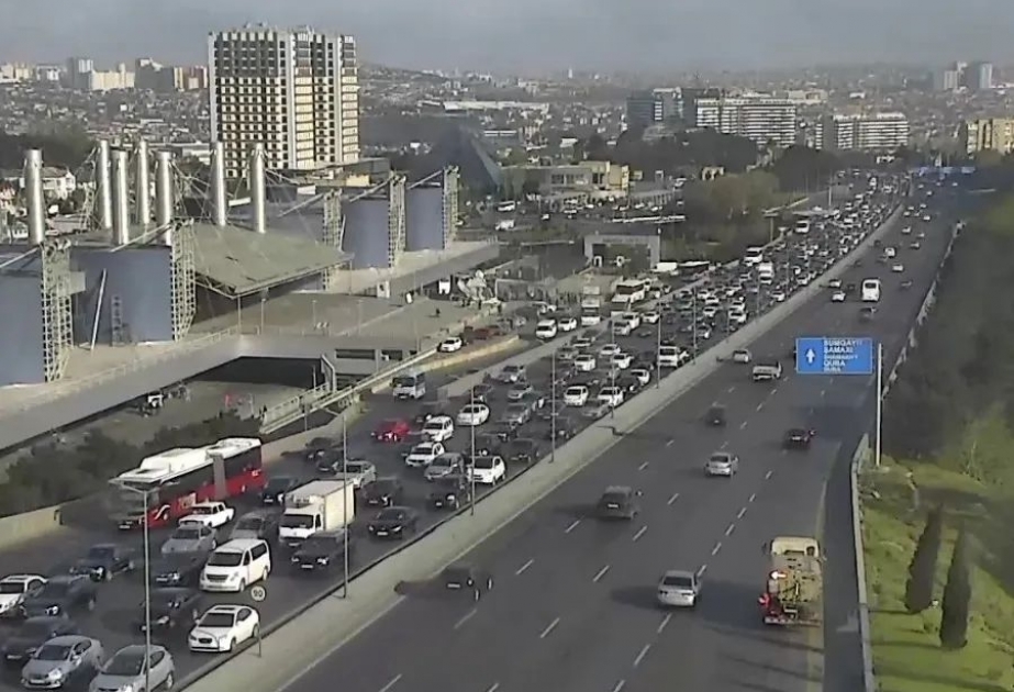 Bakıda hazırda sıxlıq müşahidə edilən yollar