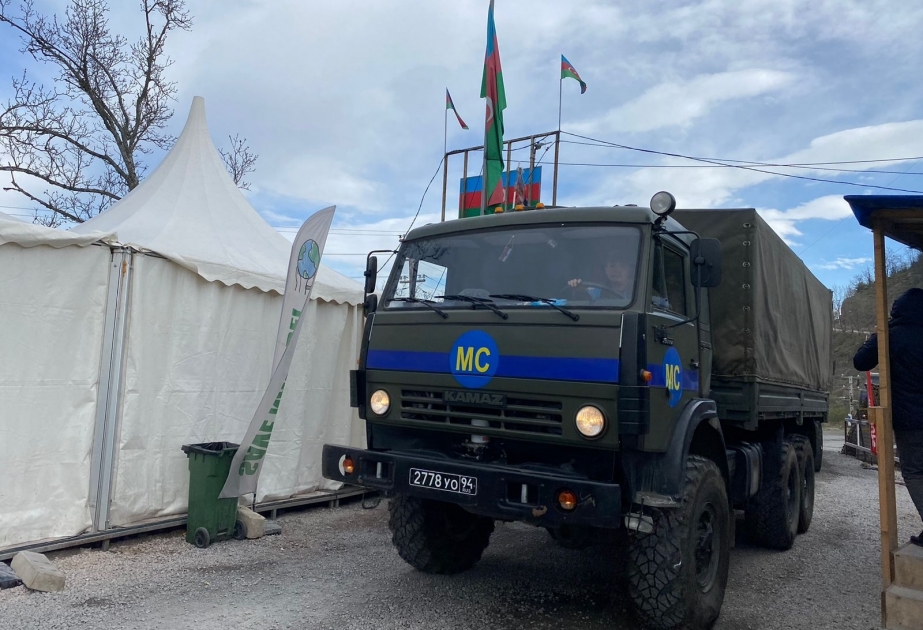 Convoy of Russian peacekeepers proceeds unhindered through protest area