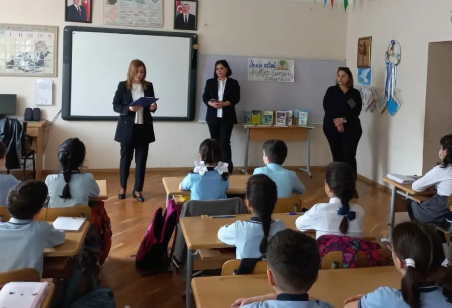 “Yaxşı kitab müəllifin bəşəriyyətə hədiyyəsidir” adlı tədbir təşkil edilib