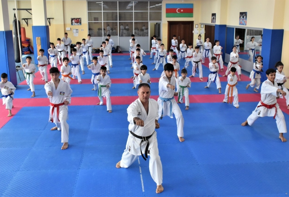 FHN-in karate komandasının idmançıları uğur qazanıblar