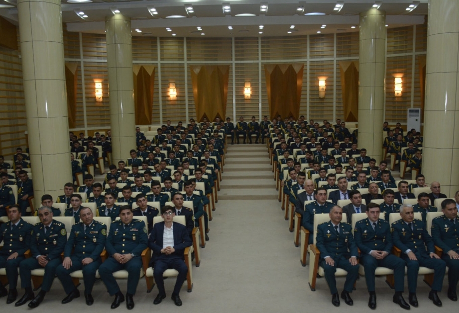 DSX-nin Akademiyasında Ulu Öndərə həsr olunmuş elmi-praktiki seminar keçirilib
