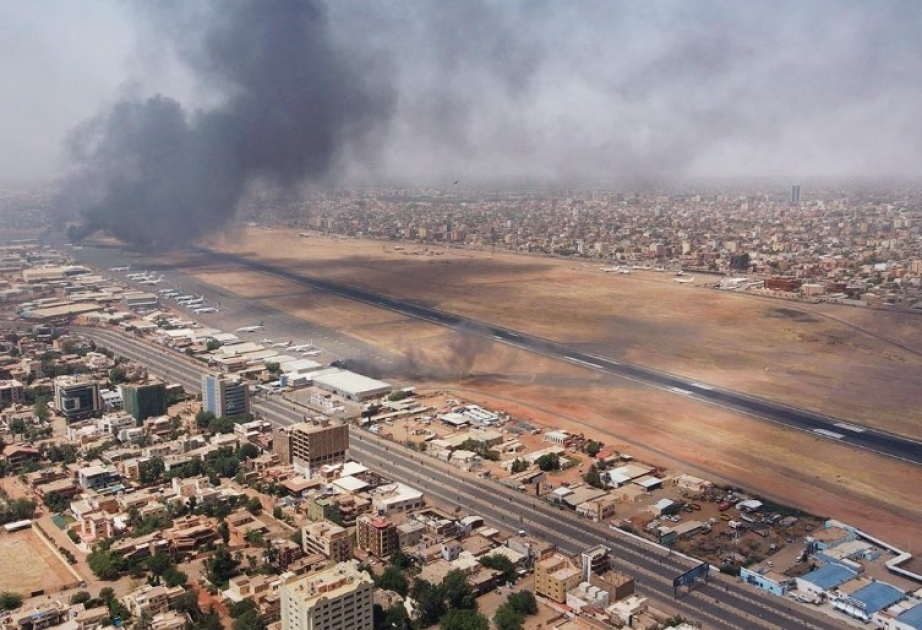 Sudan xüsusi təyinatlıları xarici vətəndaşların təxliyəsi üçün hava limanlarını açmağa hazır olduqlarını açıqlayıb