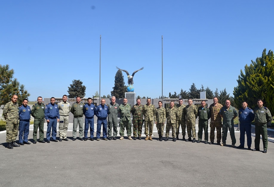 Bakıda NATO heyəti ilə məsləhətçi görüşü keçirilib