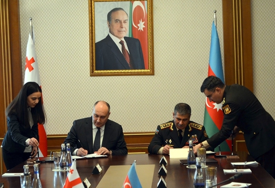 L’Azerbaïdjan et la Géorgie signent un accord de coopération en matière de défense