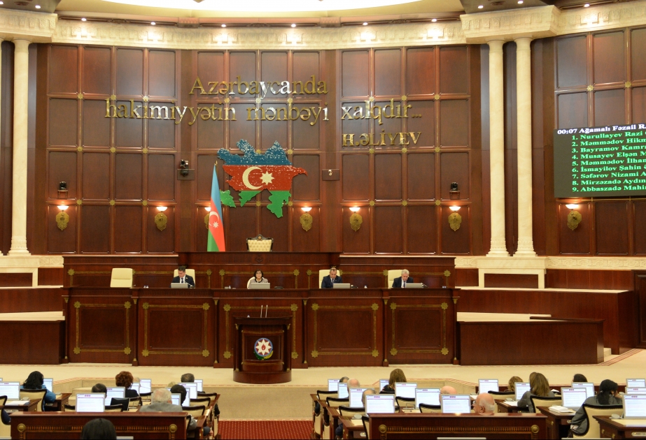 Milli Məclisin növbəti plenar iclası başlayıb