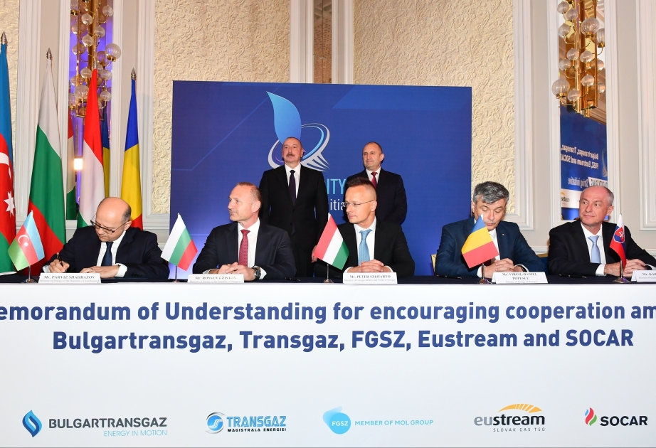 Los Presidentes de Azerbaiyán y Bulgaria asisten a la ceremonia de firma del Memorando de Entendimiento