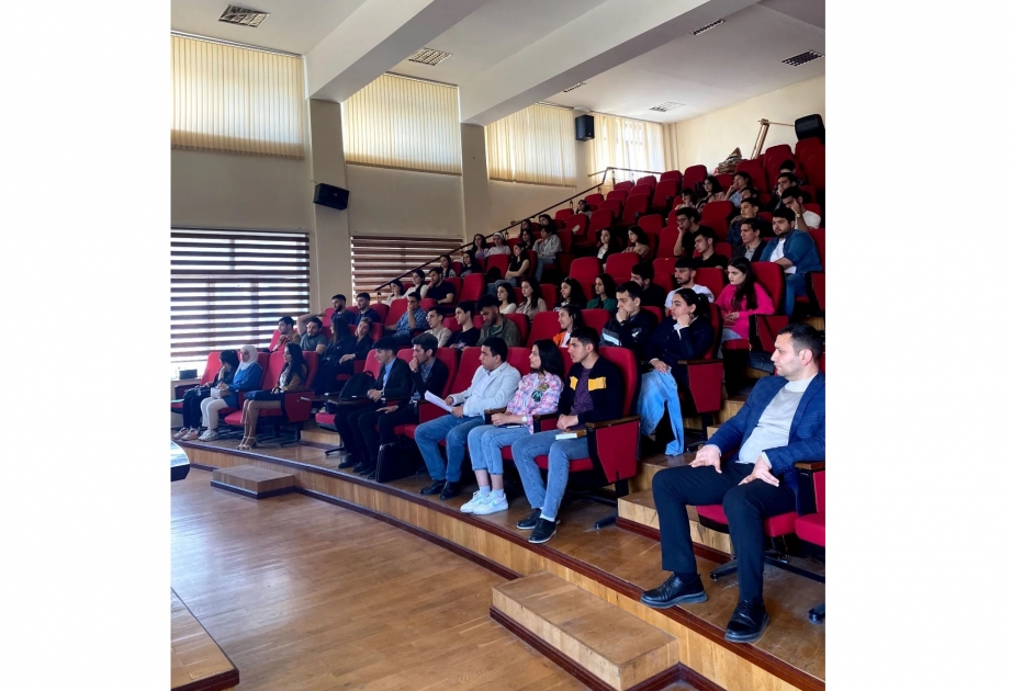 BDU tələbələri Səfəvilərin dövlətçilik tariximizdəki rolunu araşdırıblar