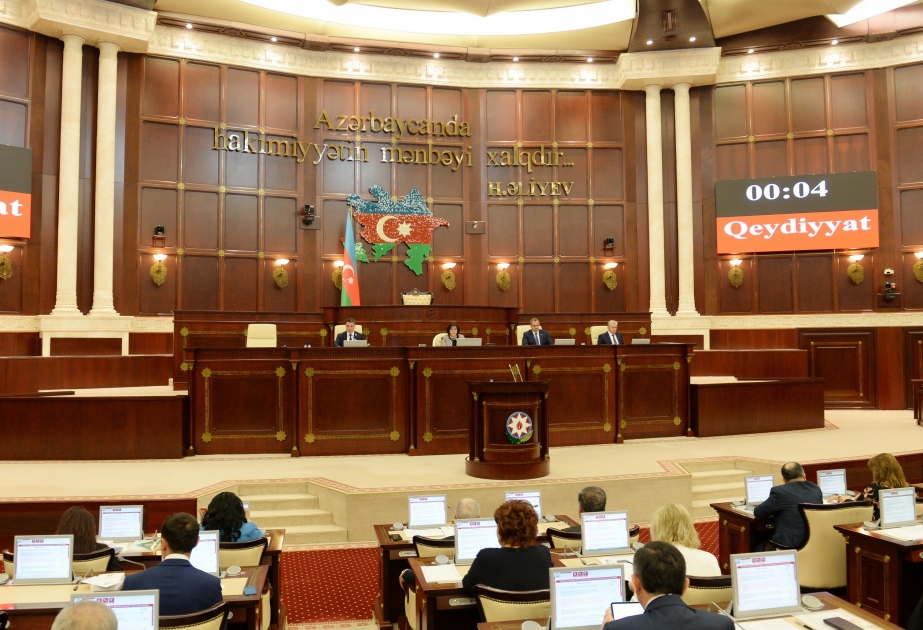 Milli Məclisin yaz sessiyasının növbəti plenar iclasında 11 məsələ müzakirə olunub