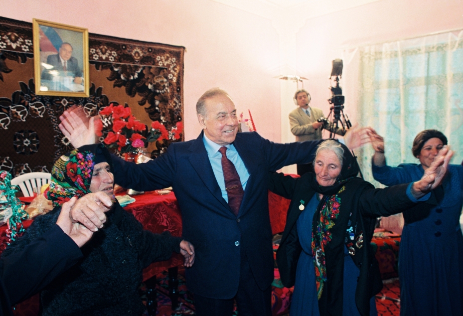 Мгновения жизни, подаренной народу: март 1999 года