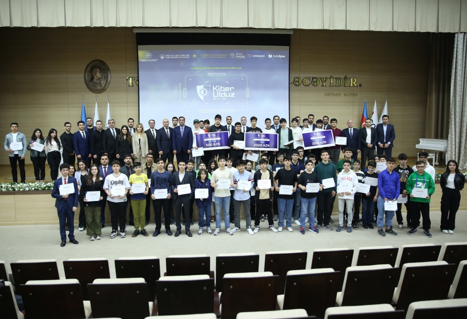 La Escuela Superior de Petróleo de Bakú organiza el concurso de ciberseguridad