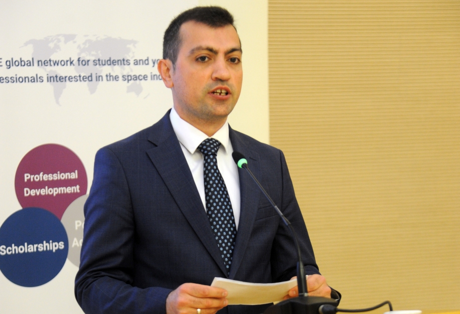 “Azərkosmos”da çalışanların 33 faizi qadındır