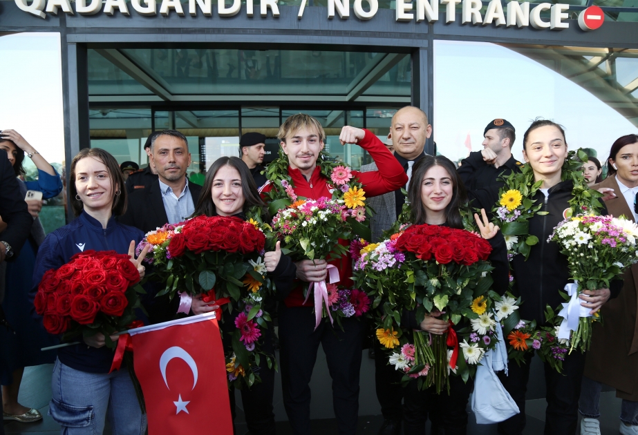 Erivan Şampiyonası’ndaki zaferlerini Azerbaycan’a adayan Türk sporcular Bakü’de