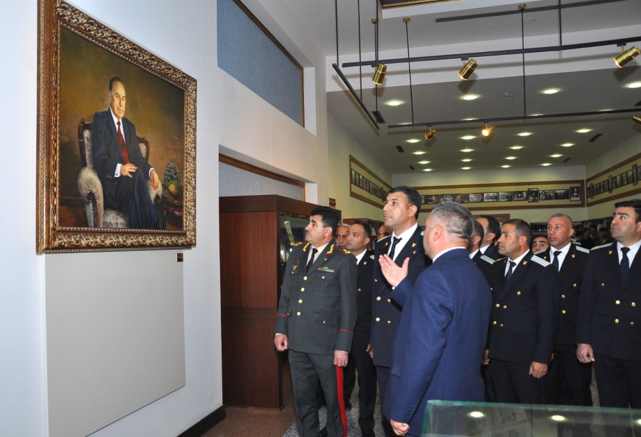 Naxçıvan Muxtar Respublikası Prokurorluğunun əməkdaşları Ümummilli Liderin adını daşıyan muzeyi ziyarət edib