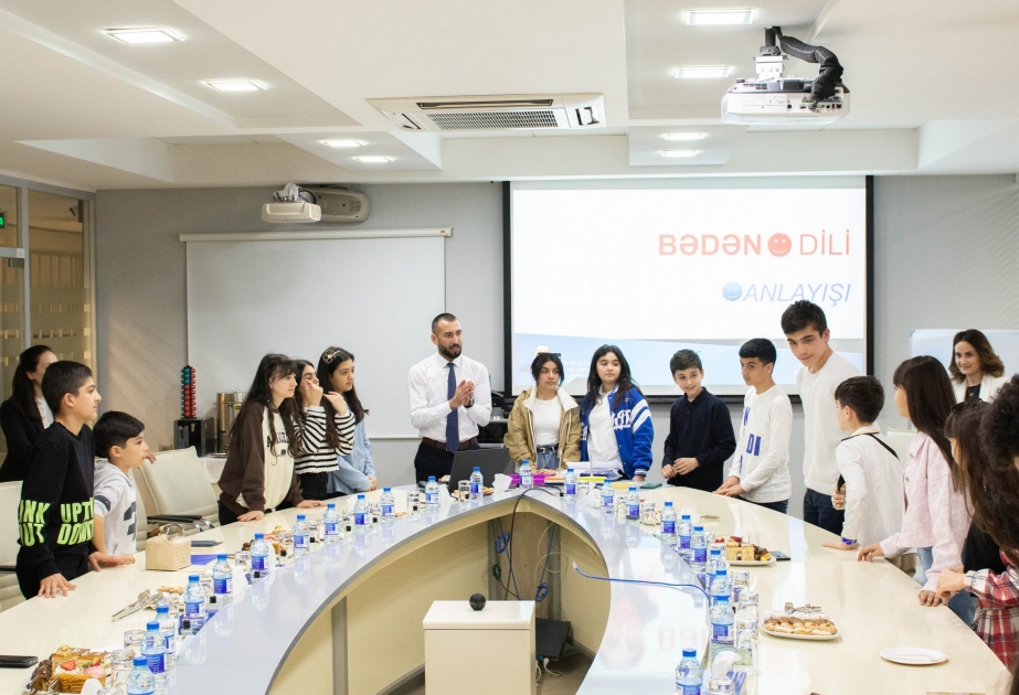 “Azərkosmos” şəhid və qazi ailələrinin övladları üçün təlim-tədris proqramına başlayıb