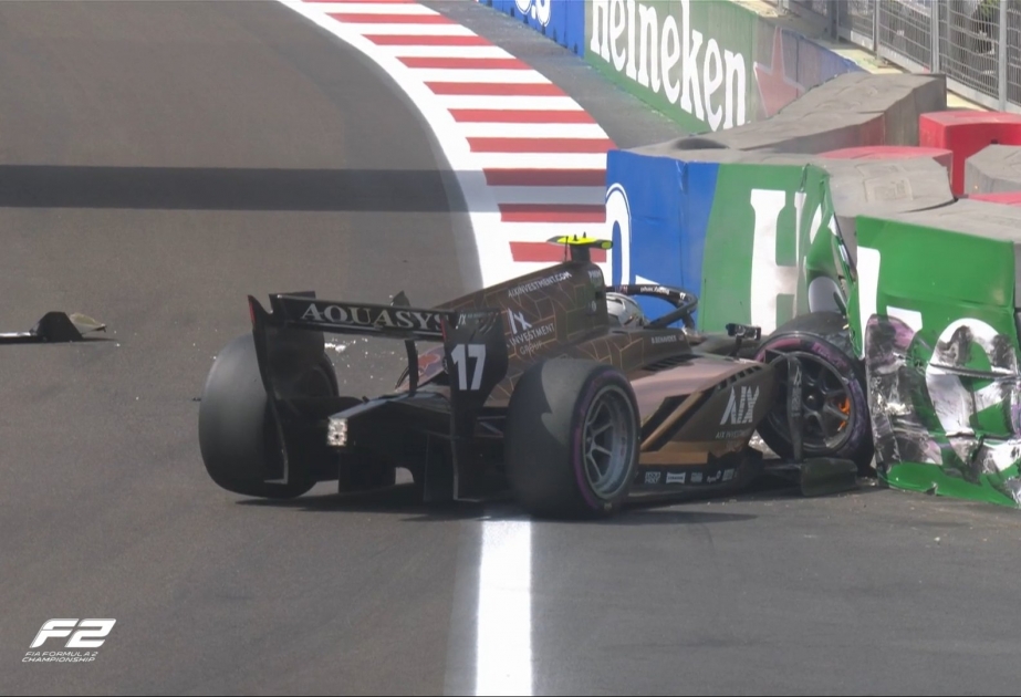 Formula 2 yarışlarının sıralanma turunda qəza baş verib