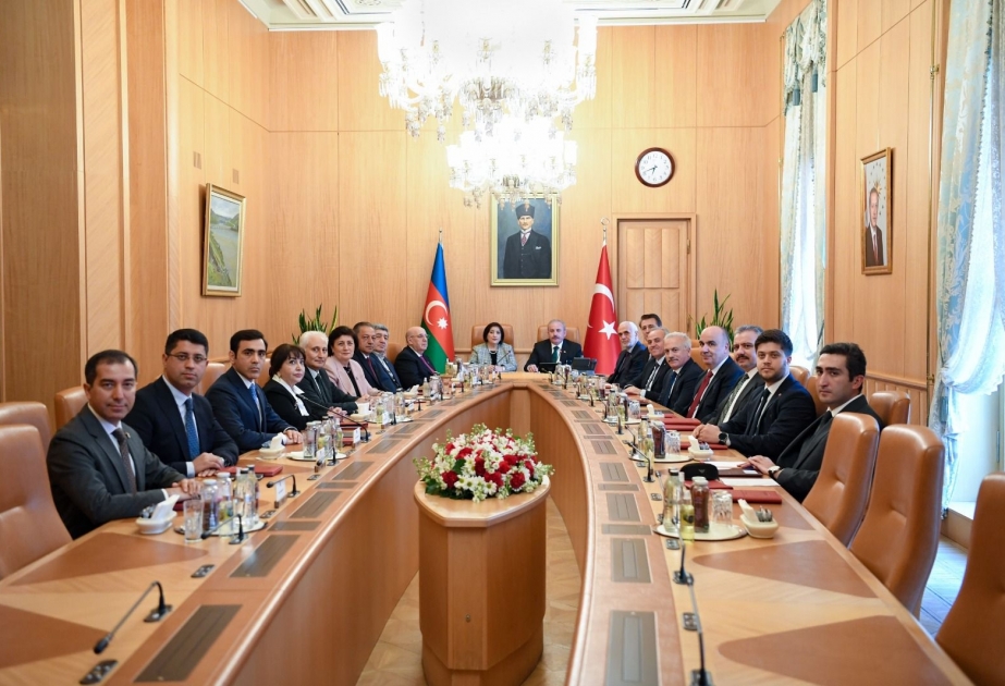Azərbaycan ilə Türkiyə parlamentləri arasında əməkdaşlıq haqqında saziş imzalanıb