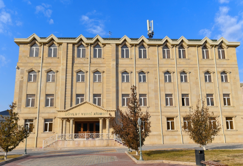 Naxçıvanda nağdsız əməliyyatların həcmi 2,8 dəfə artıb
